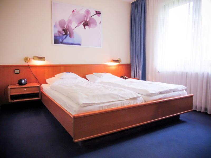 Hotel Zur Flora Essen Quarto foto
